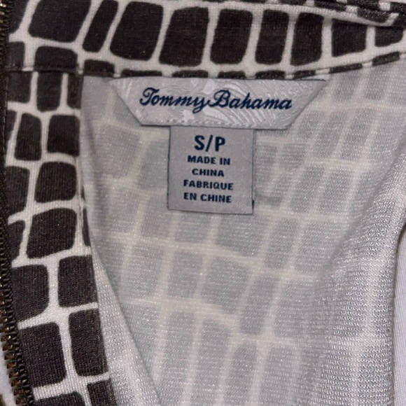 Womens' Hawaiian Tommy Bahama dress size small petite - Picture 7 of 8